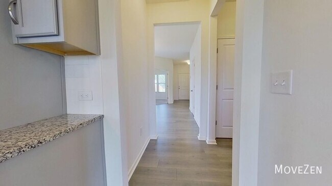 Building Photo - 116 Summerfield Ct
