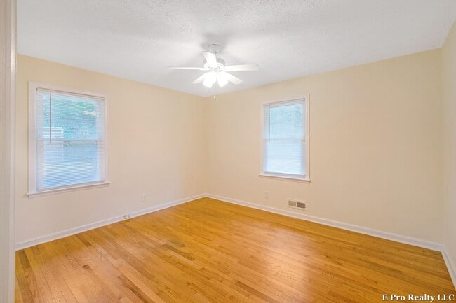 Building Photo - Welcome Home!