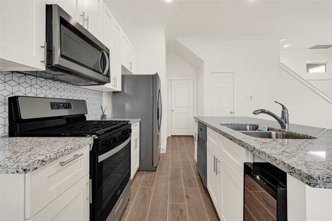 Building Photo - 6405 Leopold Star Ln