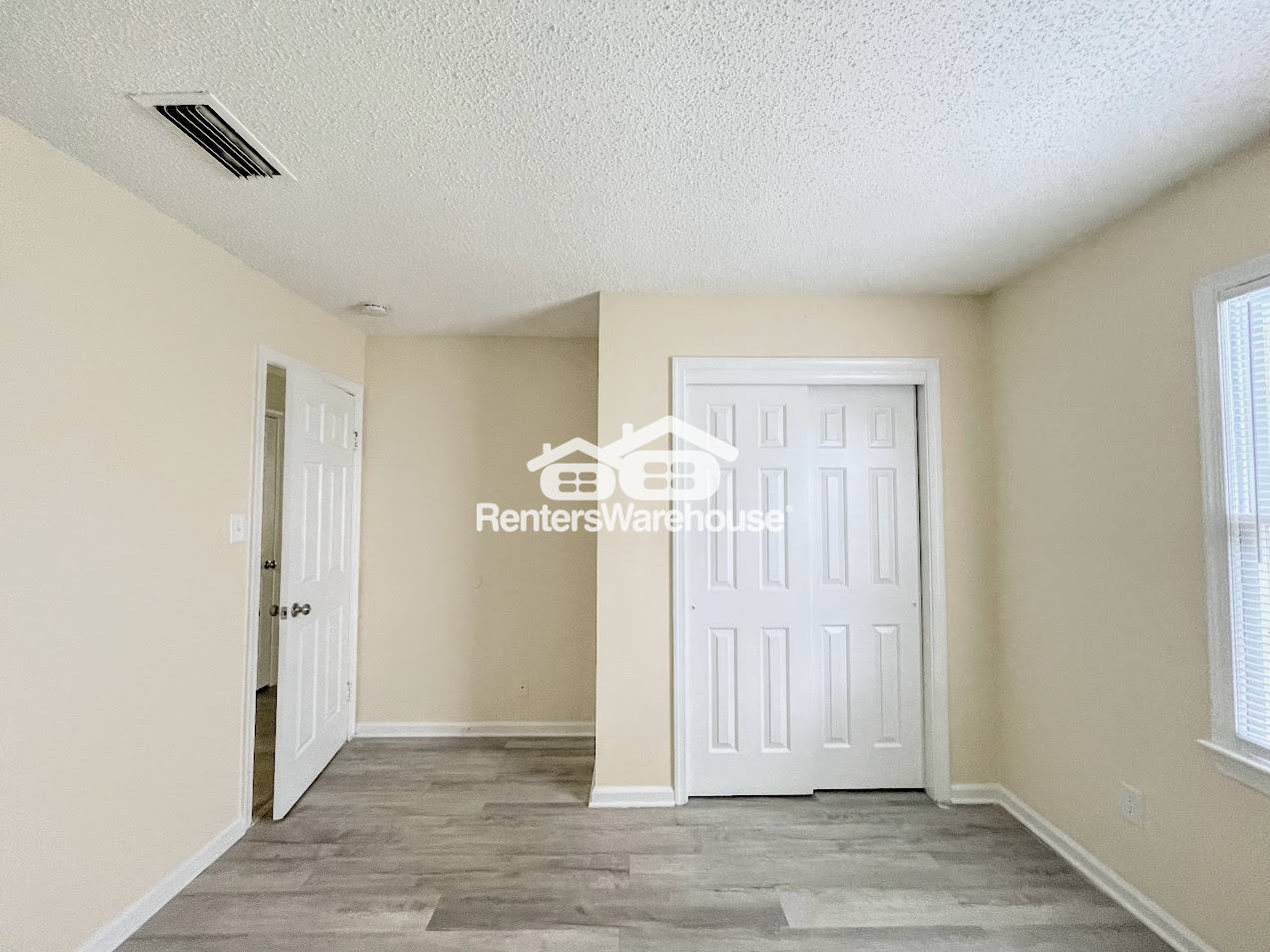 Building Photo - 965 Daniel Maloney Dr
