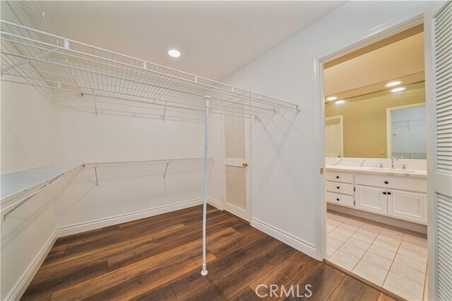 Building Photo - 9531 Montanza Way