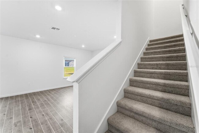 Building Photo - 6680 SW 89th Loop