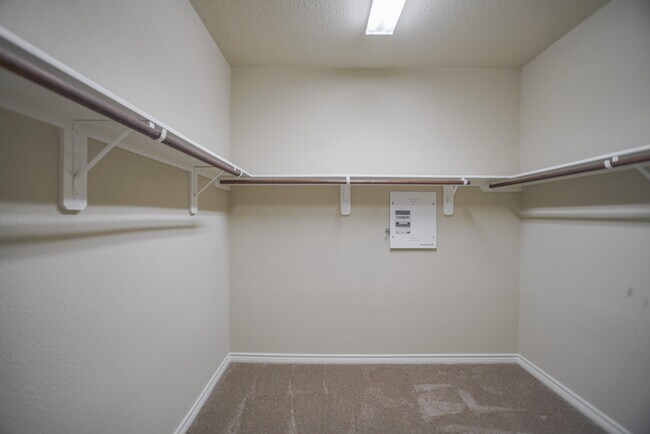 Building Photo - 34 Tidwillow Pl