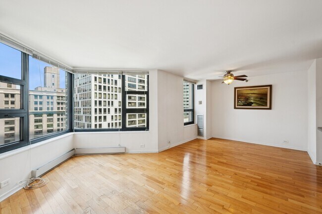 Building Photo - 401 E Ontario St