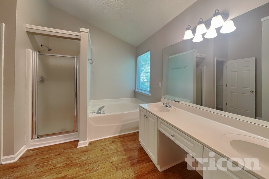 Building Photo - 206 Beltrees Dr