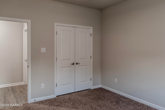 Building Photo - 119 Deer Lake Ln