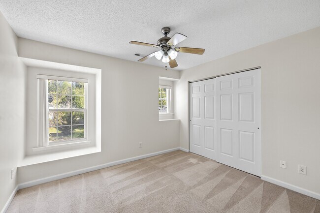 Building Photo - 6571 Guard Hill Dr