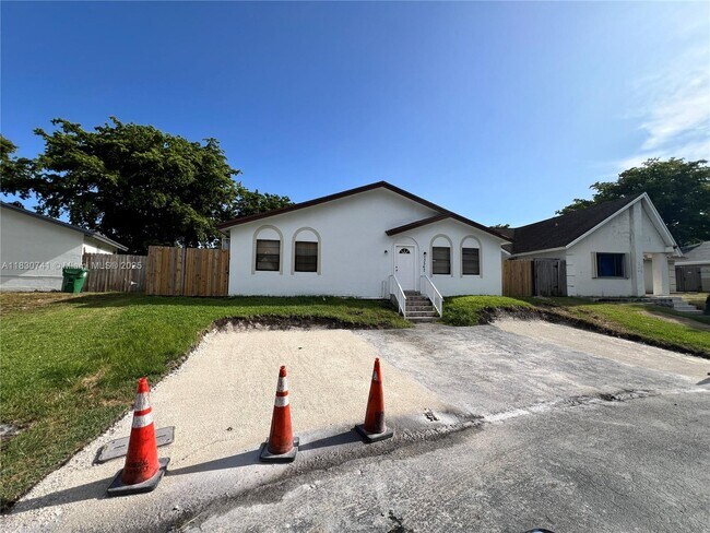 Building Photo - 13562 SW 286th Terrace