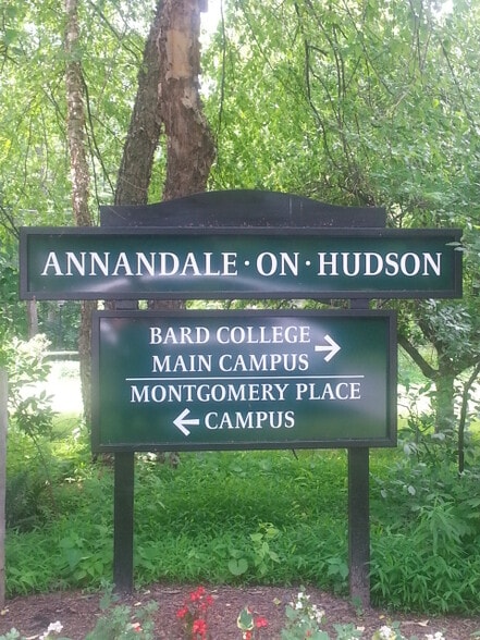 Building Photo - 13 Memorial Dr