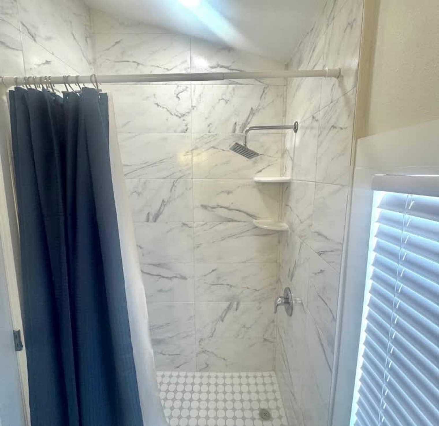 Building Photo - 3006 Gulf Dr