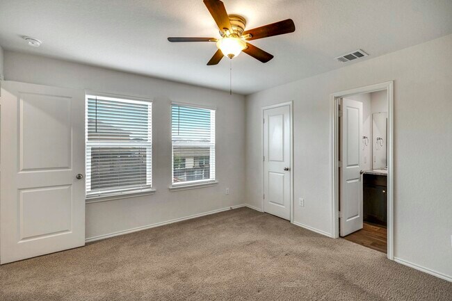 Building Photo - 3314 Angus Crossing