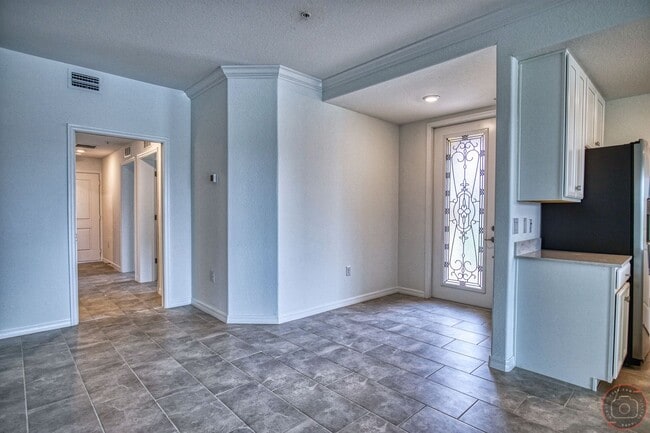 Building Photo - Annual Unfurnished Rental – New Construction Coach Home 3 Bedrooms, 2 Baths, 2 Car Garage, with R...