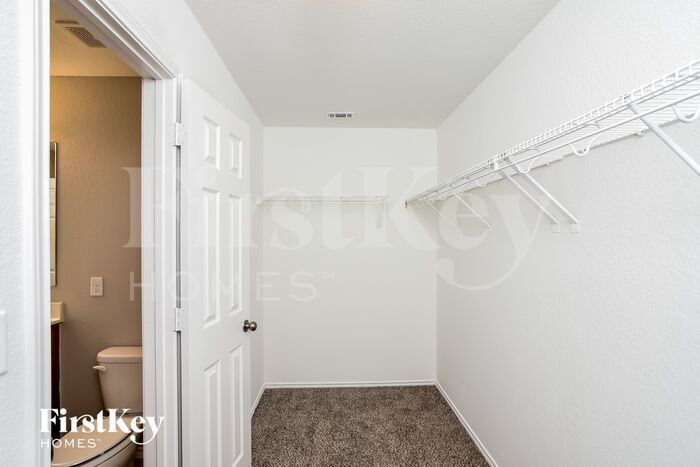 Building Photo - 11726 Silver Field