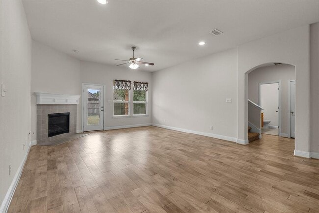 Building Photo - 3622 Pasteur Ln