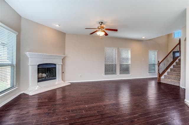 Building Photo - 209 Red Hawk Pl