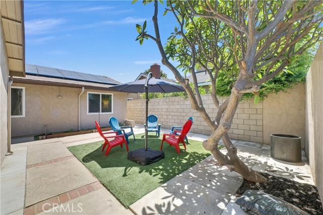 Building Photo - 5071 Doanoke Ave