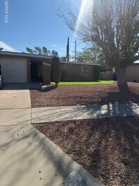 Building Photo - 3010 Wedgewood Dr