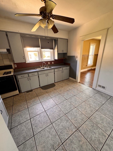 Building Photo - 812 High St