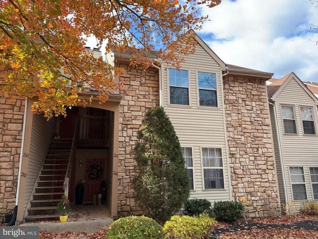 Building Photo - 263 Tavistock Rd