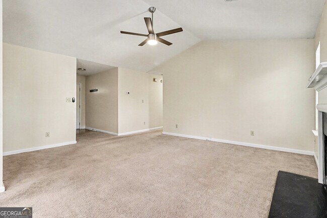 Building Photo - 7134 Hazelwood Dr