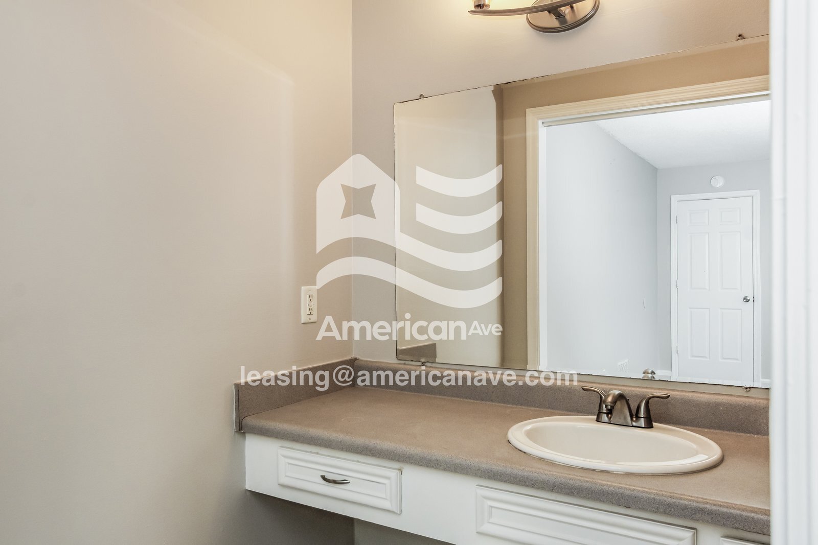 Building Photo - 709 Greensprings Dr