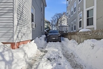 Building Photo - 39 Fairmont St