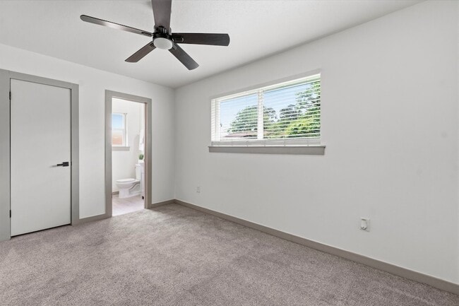 Building Photo - 14850 Coaltown Rd