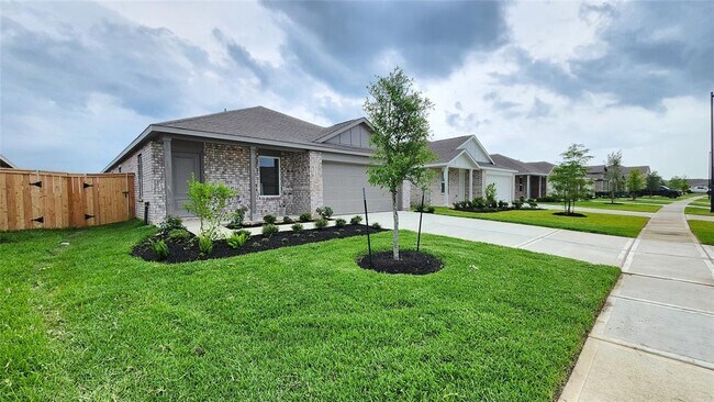 Building Photo - 29015 Rustic Windmill Wy