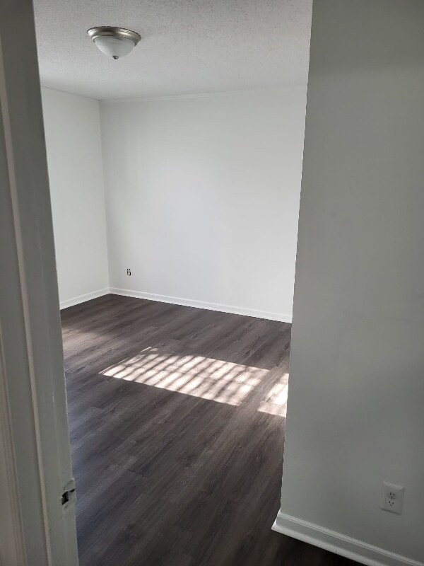 Building Photo - 3936 Trescott Ct