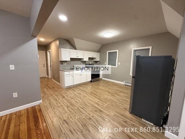 Building Photo - 1 Sterling St