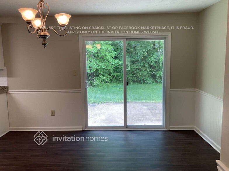 Building Photo - 3080 Palomino Dr