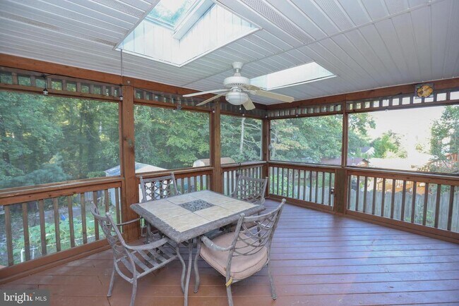 Building Photo - 4328 Hallfield Manor Dr
