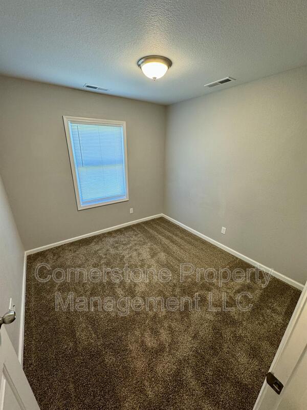 Building Photo - 8205 Center Dr