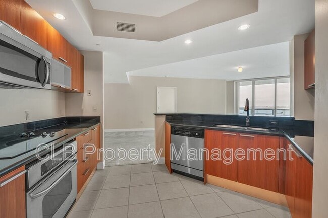 Primary Photo - 241 Riverside Dr