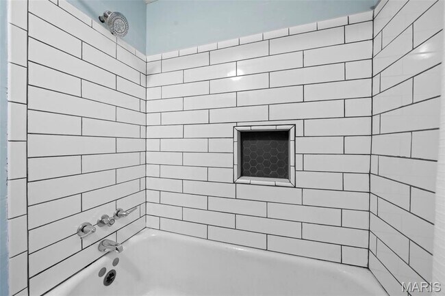 Building Photo - Magnolia 4-Plex