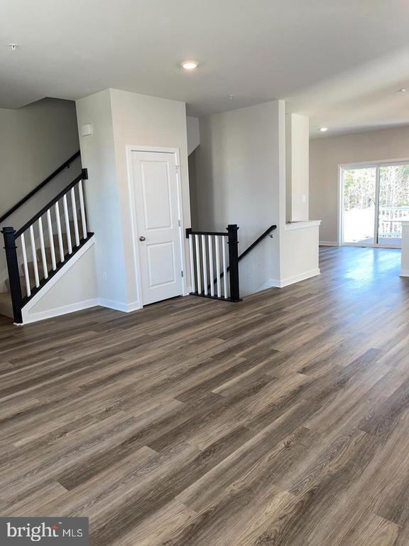 Building Photo - 280 Soft Rush Ln