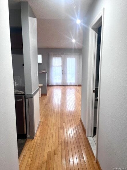 Building Photo - 50 Meadowlark Ln