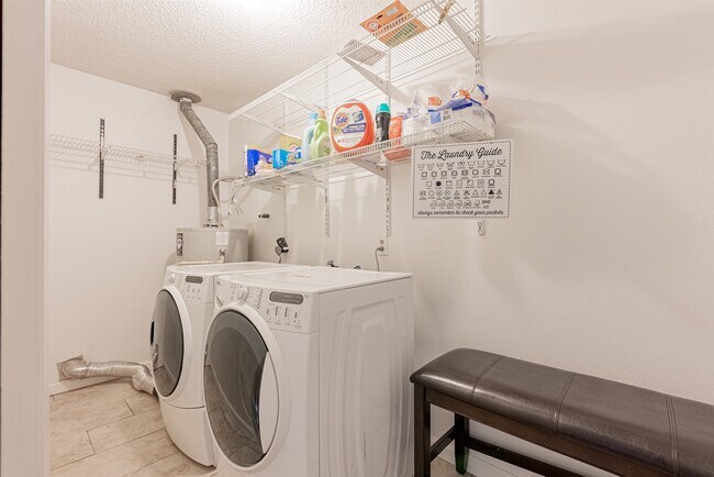 Building Photo - 12123 Monticeto Ln