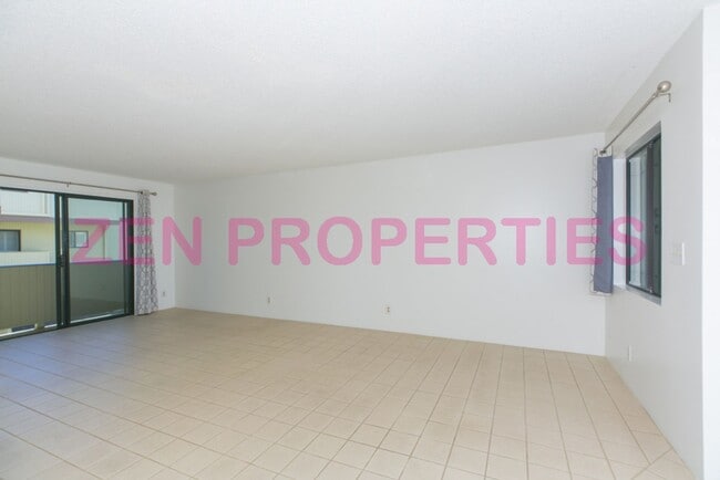 Building Photo - 3 bdrm/ 2.5 bath townhome for rent at Neho...