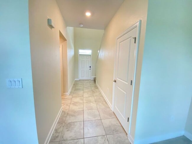 Building Photo - 4442 Seven Canyons Dr