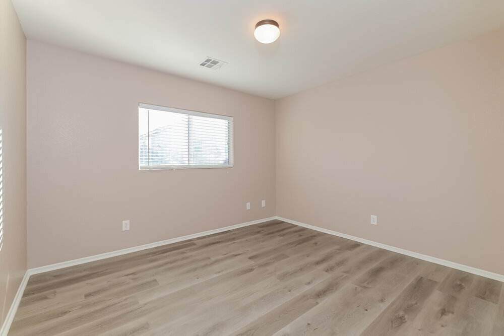 Building Photo - 6267 Desert Lavender Ave