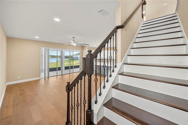 Building Photo - 2049 Heart Lk Dr