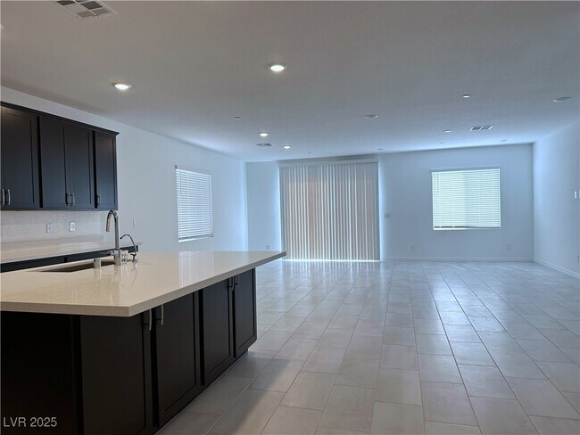 Building Photo - 3495 Lamberto Clf Wy