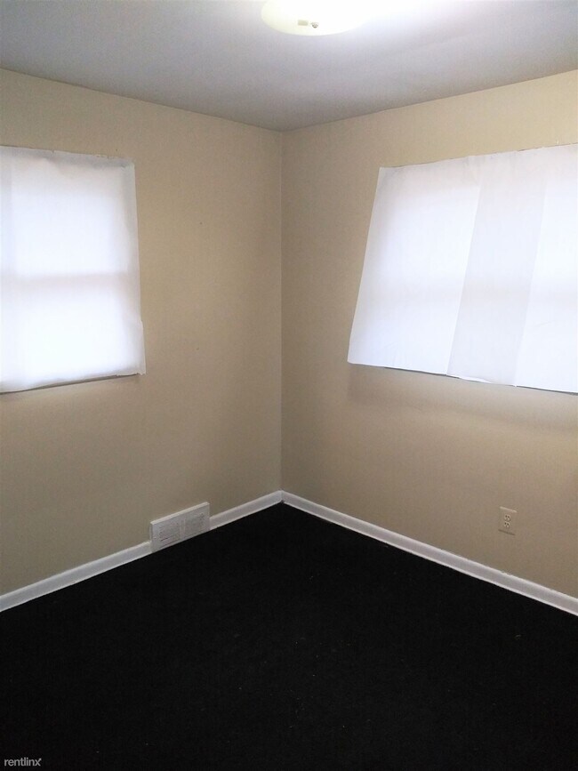 Building Photo - 3 br, 1 bath House - 15873 Blackstone St 1...