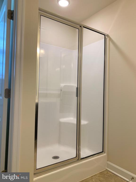 Building Photo - 6922 Lunette Ln