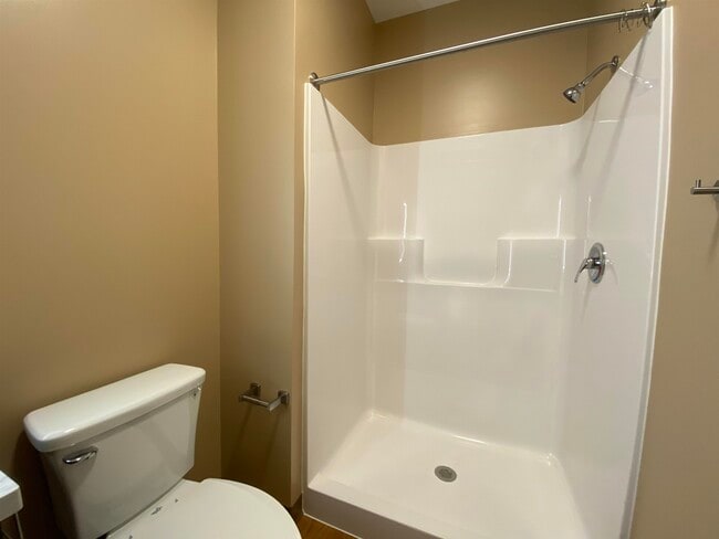 Building Photo - 83 Hanover St