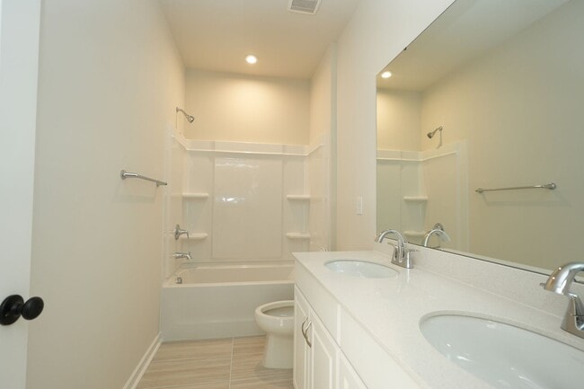 Building Photo - Coming Soon! 3 BR/3BA | New Toll Brothers Townhome | 1-Car Garage Parking | In Charlotte!
