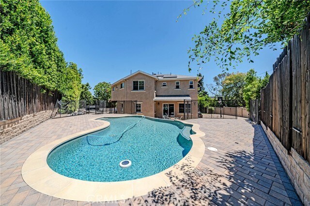 Building Photo - 1217 Olive Ln