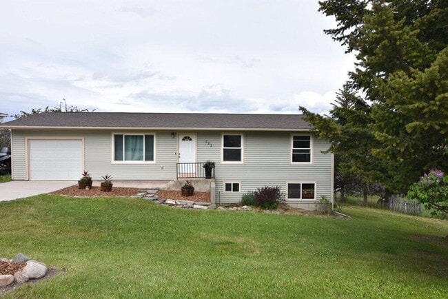 Building Photo - 222 Ridgeway Dr