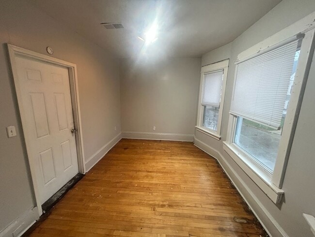 Building Photo - 2577 N 15th St